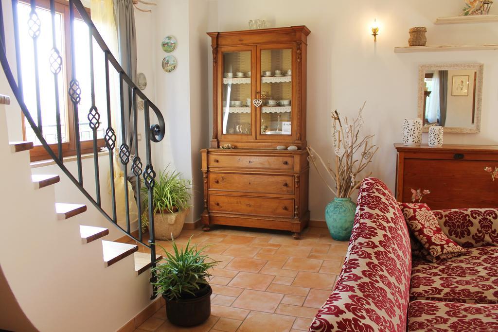La Rupe del Falco Monteciccardo Esterno foto